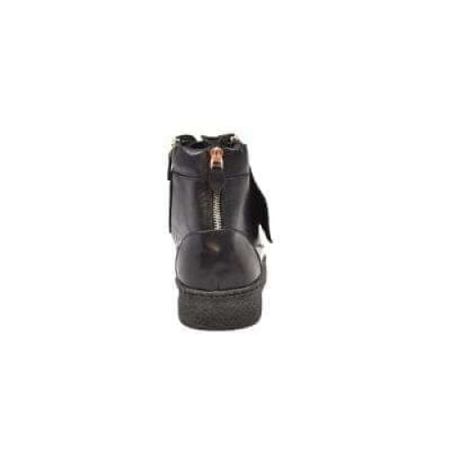 British Walkers Empire Men’s Black Leather Crepe-Sole High-Top Boots – Handcrafted Fusion of Urban Edge and Classic British Craft - Image 4